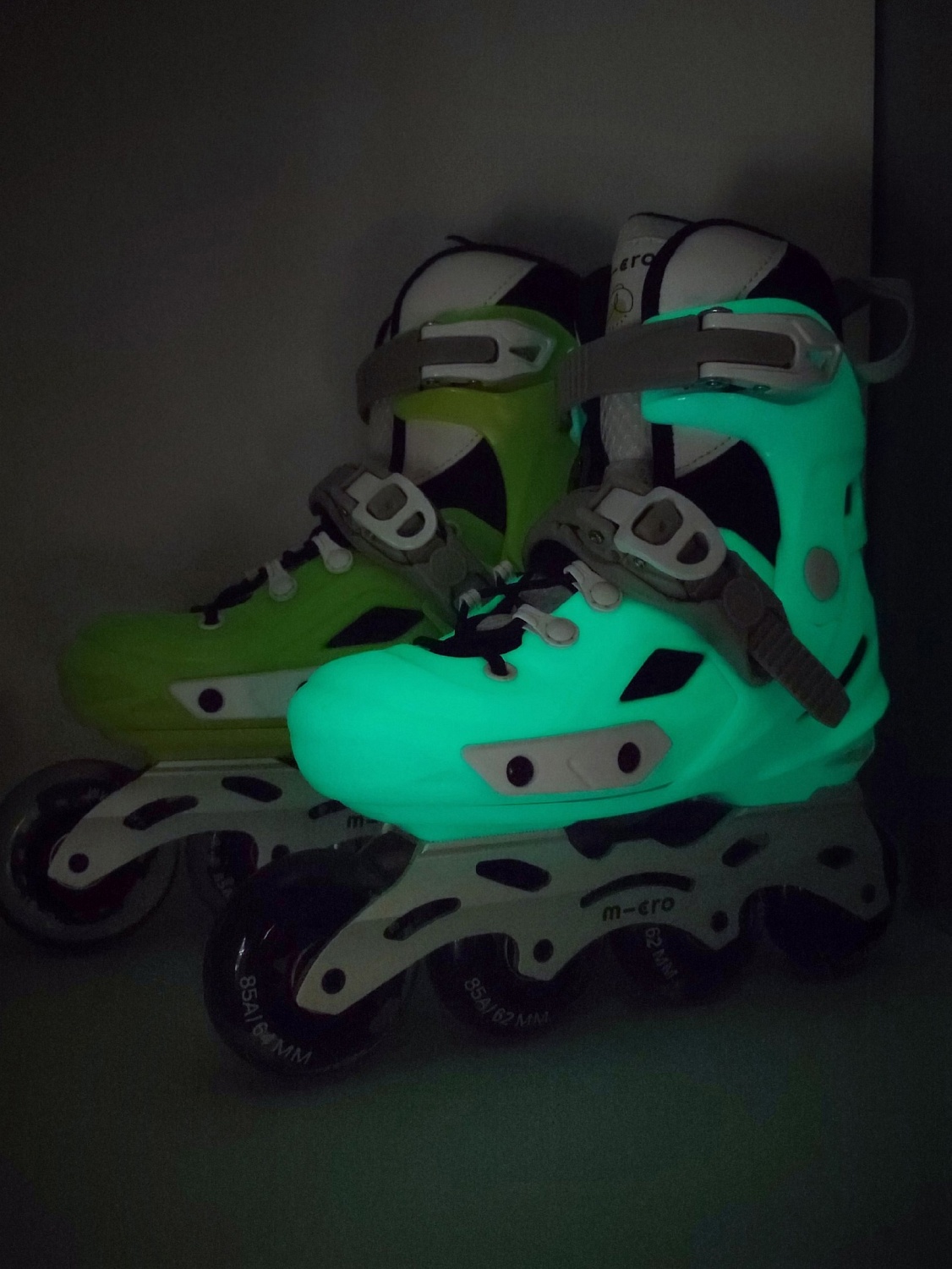 СВЕТЯЩИЕСЯ РОЛИКИ от фирмы MICRO